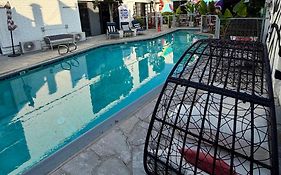 Park Plaza Lodge